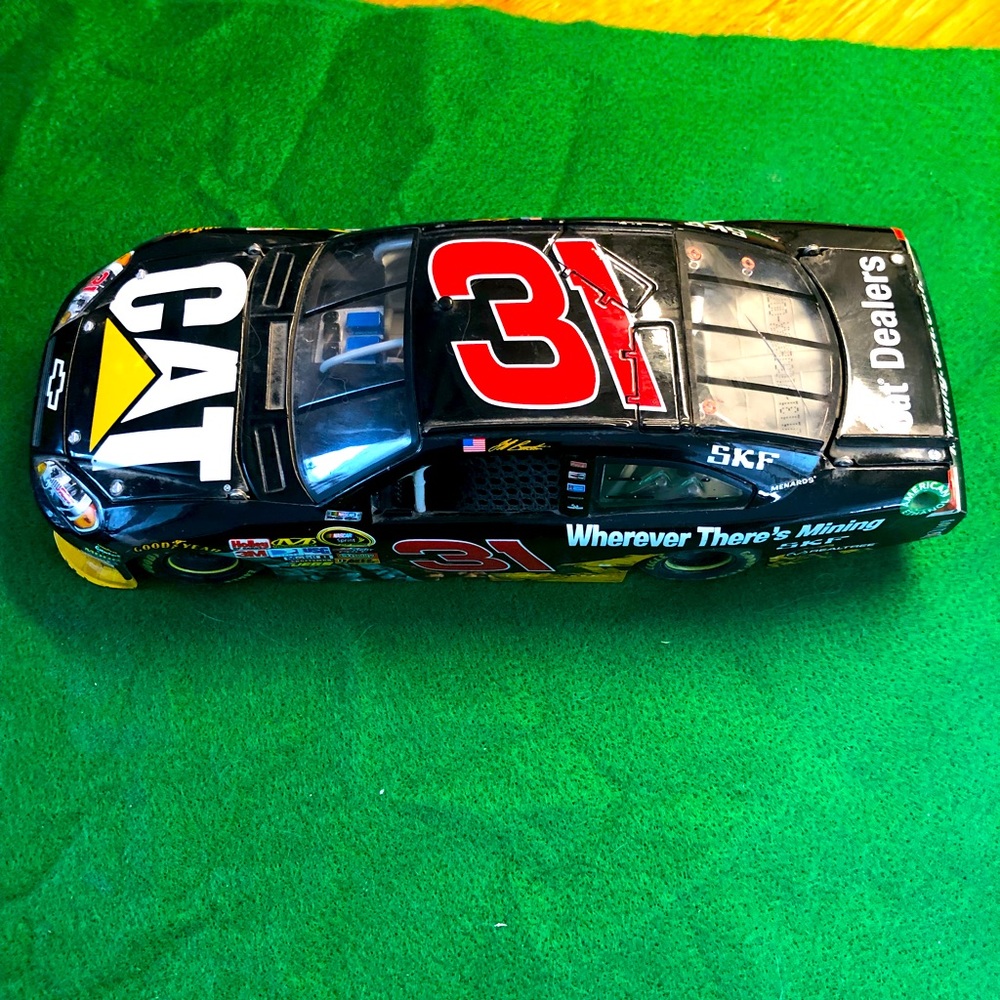 CAT diecast Racing car